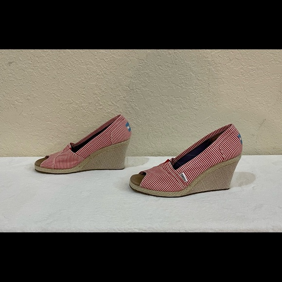 TOMS Calypso Canvas Espadrille Wedge Heel Red White Stripe Peep Toe EUC SIZE 7 - Picture 4 of 8